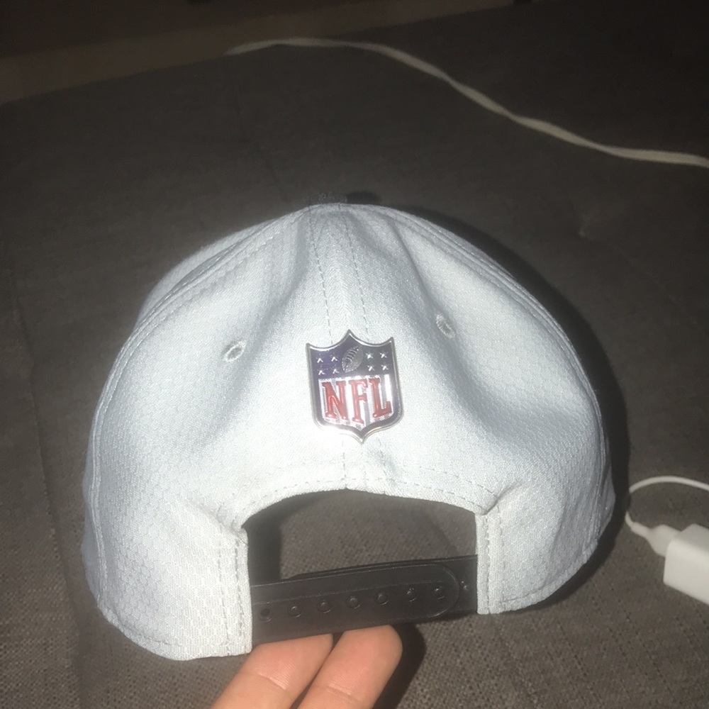 Raiders hat - Picture 2 of 4
